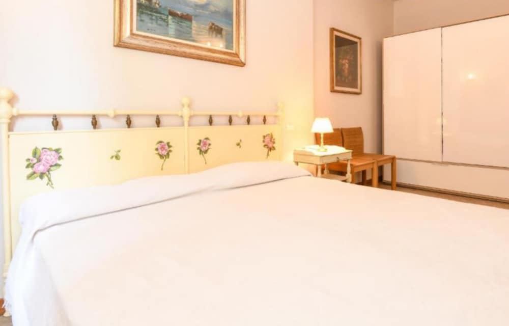 Desenzanoloft – Two Apartments One Price view 5