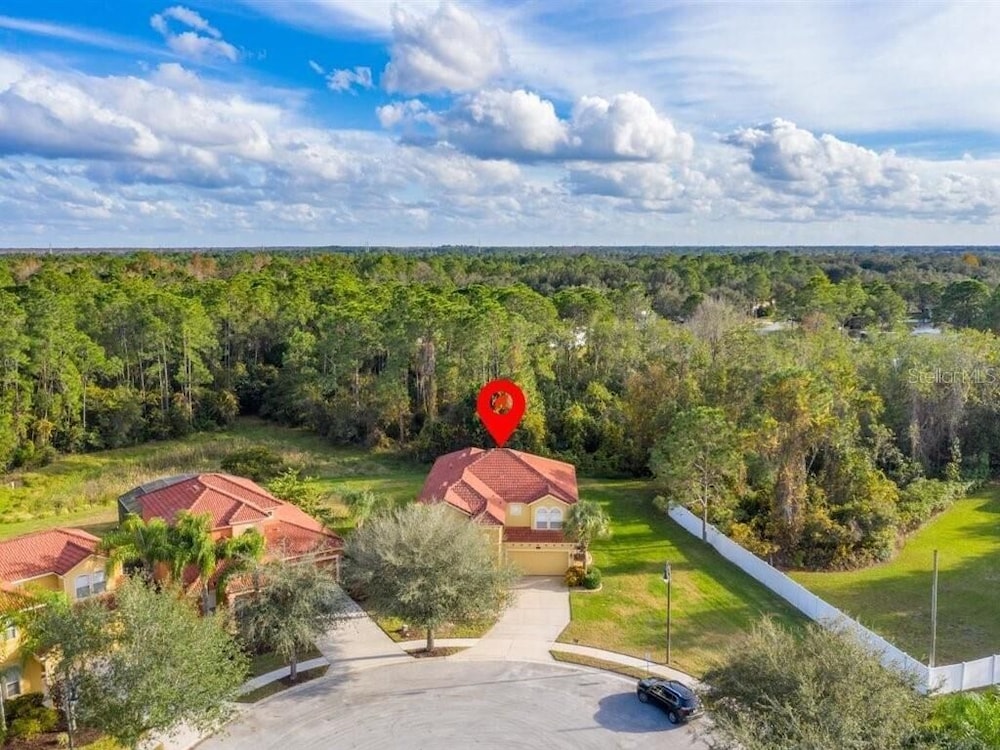 Everlasting Summer 5BR Luxury Watersong Resort Villa w/ South-facing Pool, Spa, Game Room, and Office view 3