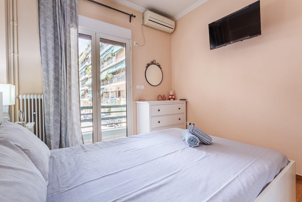 Athens Strawberry Studio - Cosy City Nest photo 2