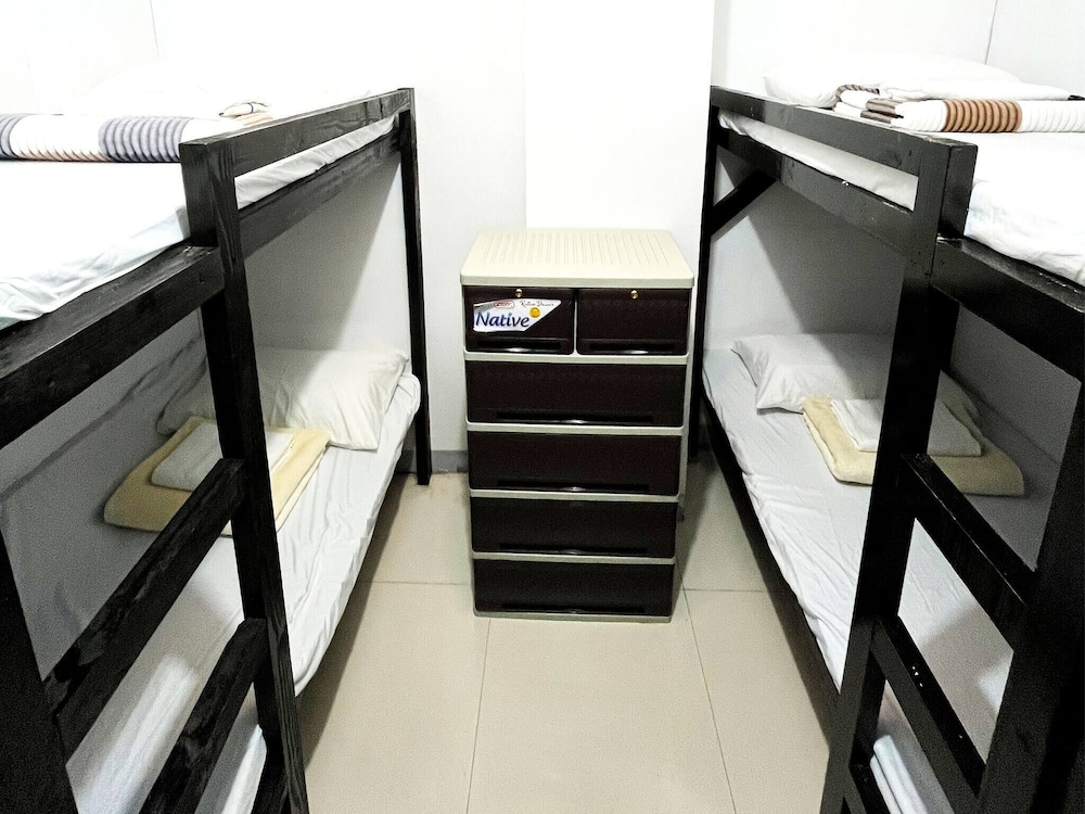 Transient House In Baguio Unit 204