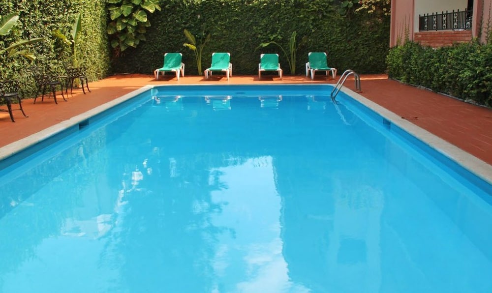 Aparta Hotel Turey