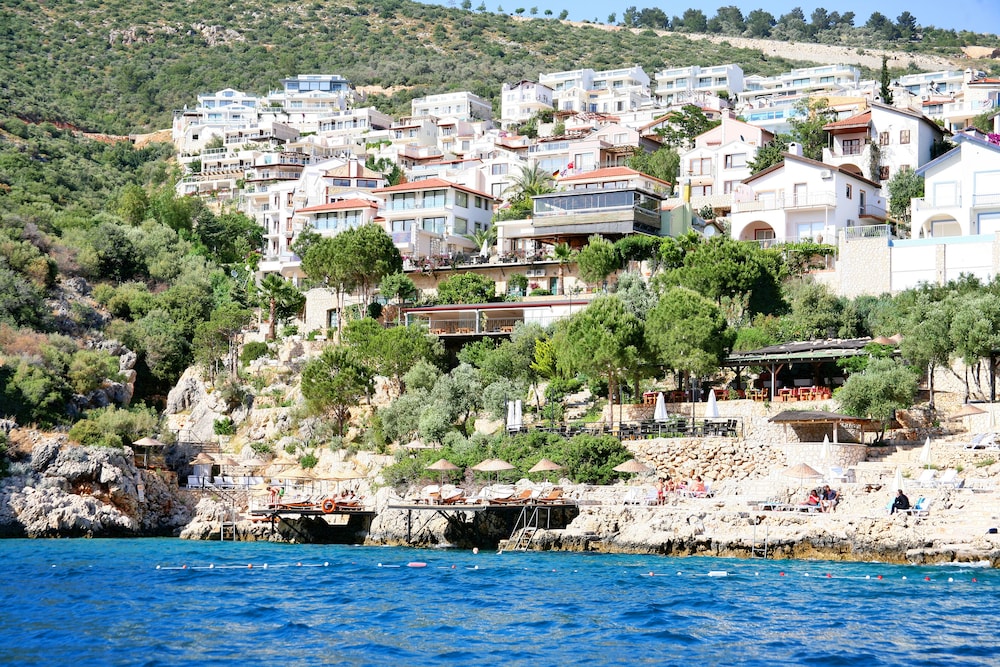 Hotel Kulube Hotel - Image 1