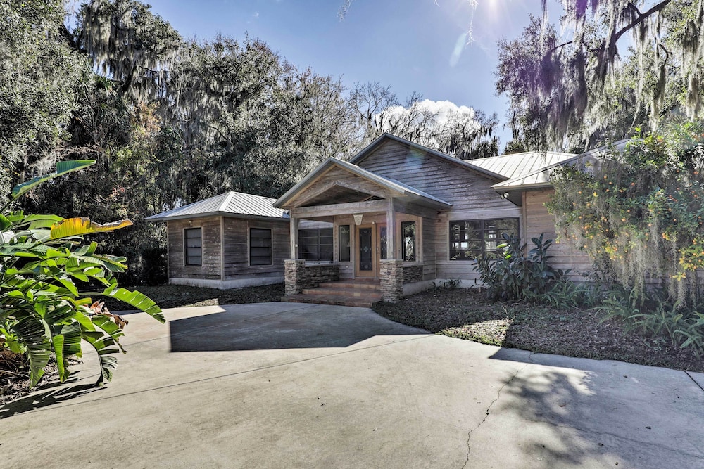 Welaka House w/ Private Dock on St Johns River view 5
