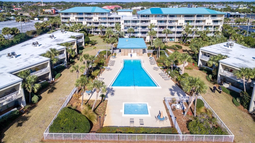 Silver Dunes 9 1 Bedroom Condo by RedAwning view 4