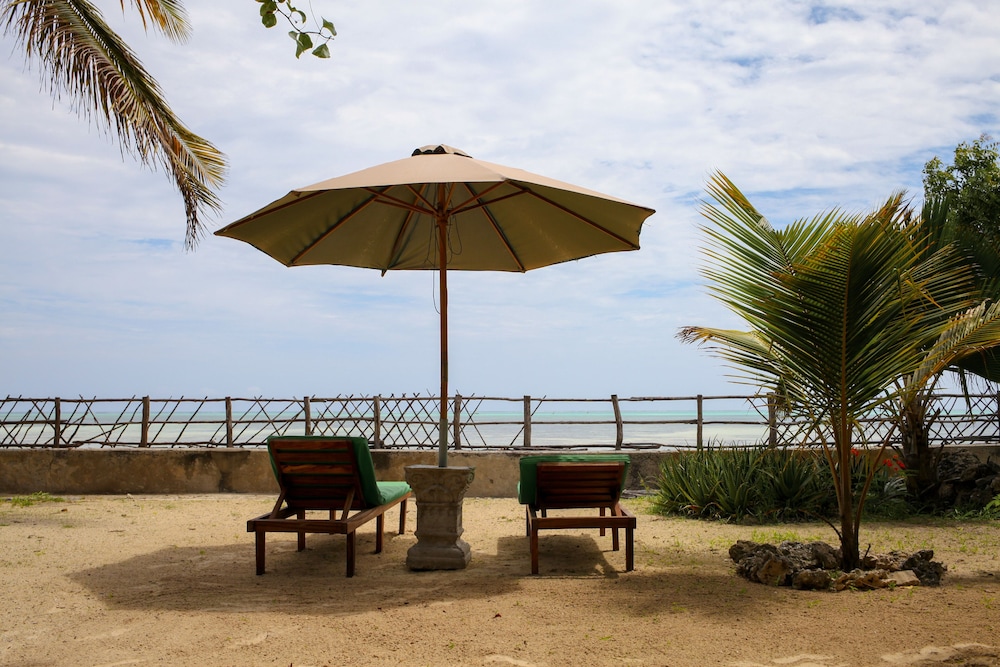 Alibi's Well Villa