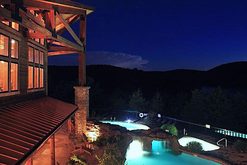 Stonewater Cove