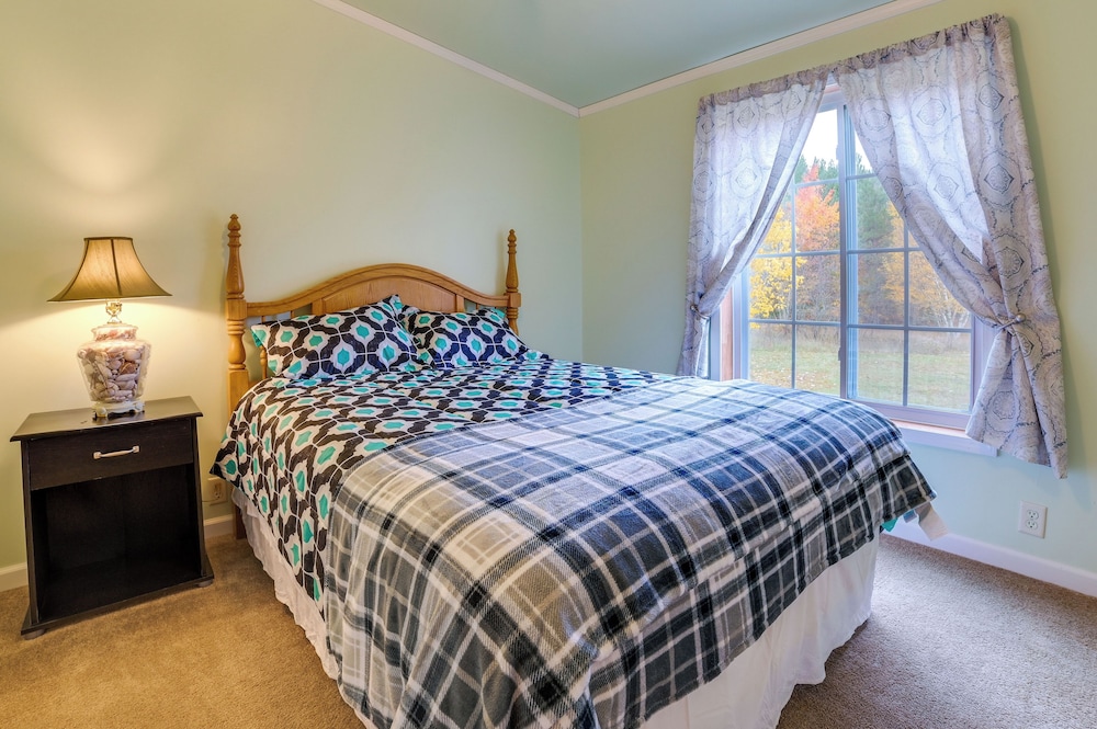Spacious De Tour Village Home Near Lake Huron! view 5