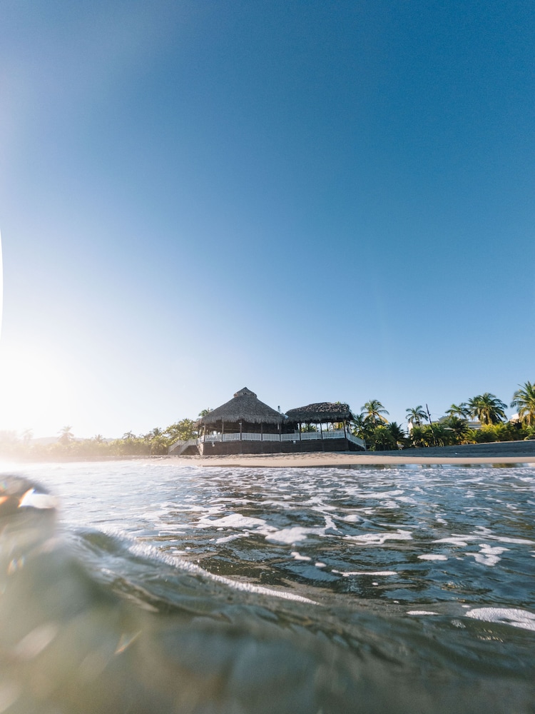 Telamar Resort