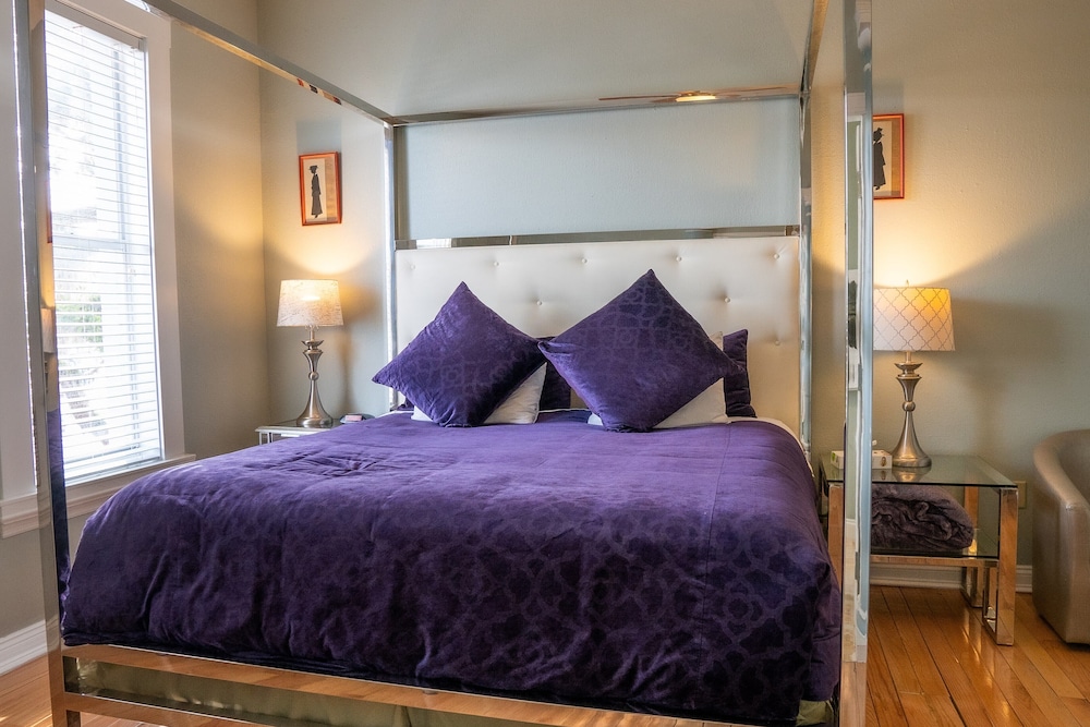 Oak Tree Hotel