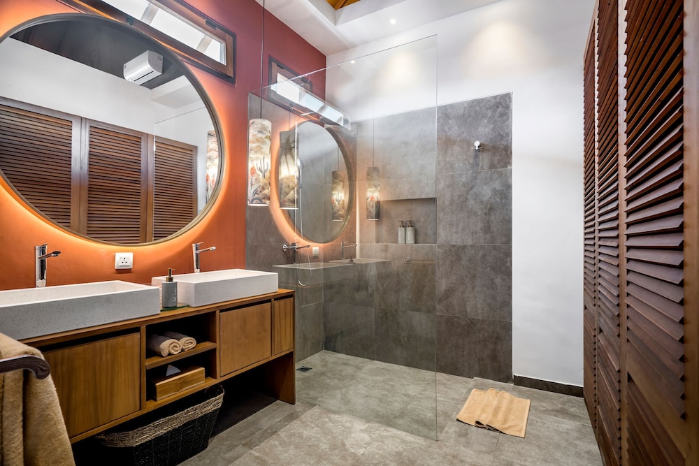Nusantara Loft 2 Rote by Alfred in Bali - Charming 3 Bdr Pool Villa Near Pererenan Beach - Canggu