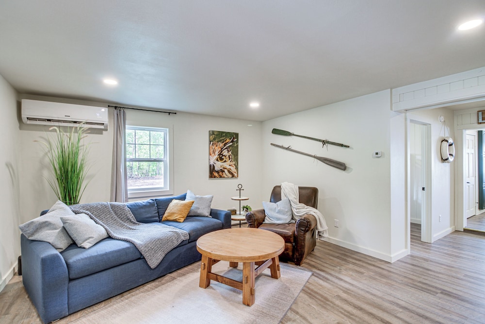 Private Beach: Lakefront Escape in Brainerd!