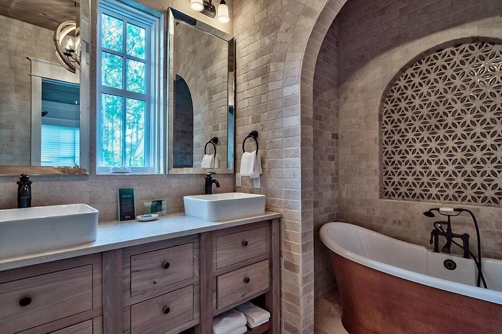 WaterColor Reunions 7 Bedroom Holiday Home by Five Star Properties