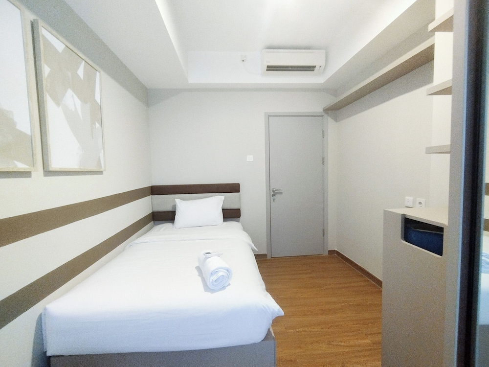 Strategic 2Br At Grand Sungkono Lagoon Apartment