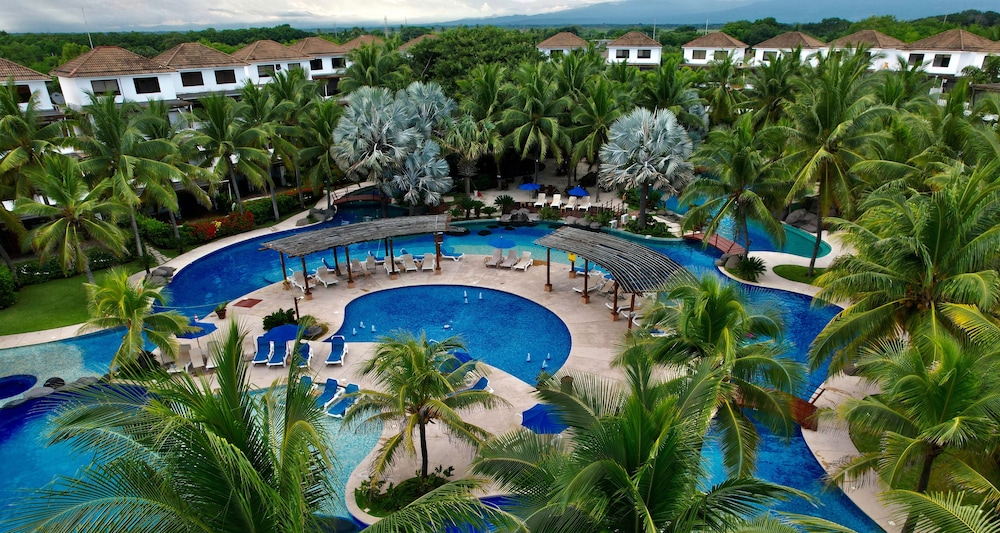 Villas Le Suisse Monterrico