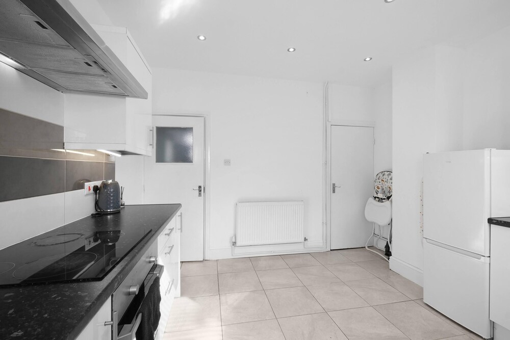 Radford 3 Bedroom and 1 Bathroom House