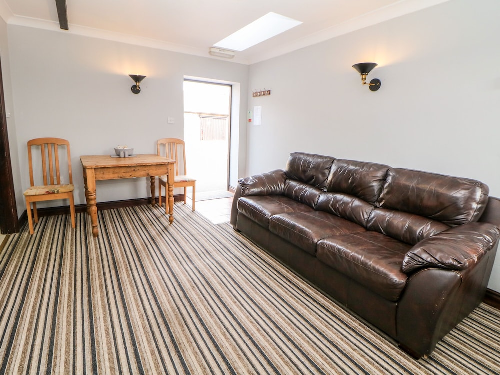 Monsal Cottage view 5