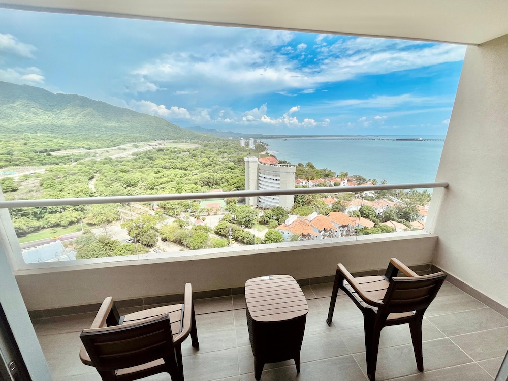 Apartamentos Santa Marina by C - HOST