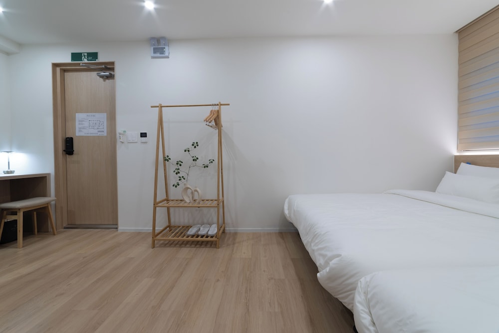 Hi Seoul Hostel Myungdong Central
