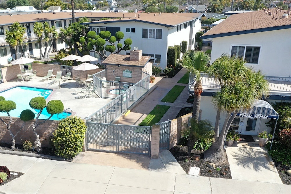 Gorgeous Beach Condo W/private Patio #134 1 Bedroom Condo by Sunset Shores Condominiums