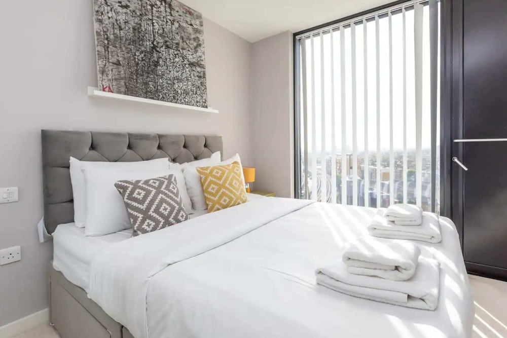 Bright New 1 Bedroom Flat in Elephant and Castle