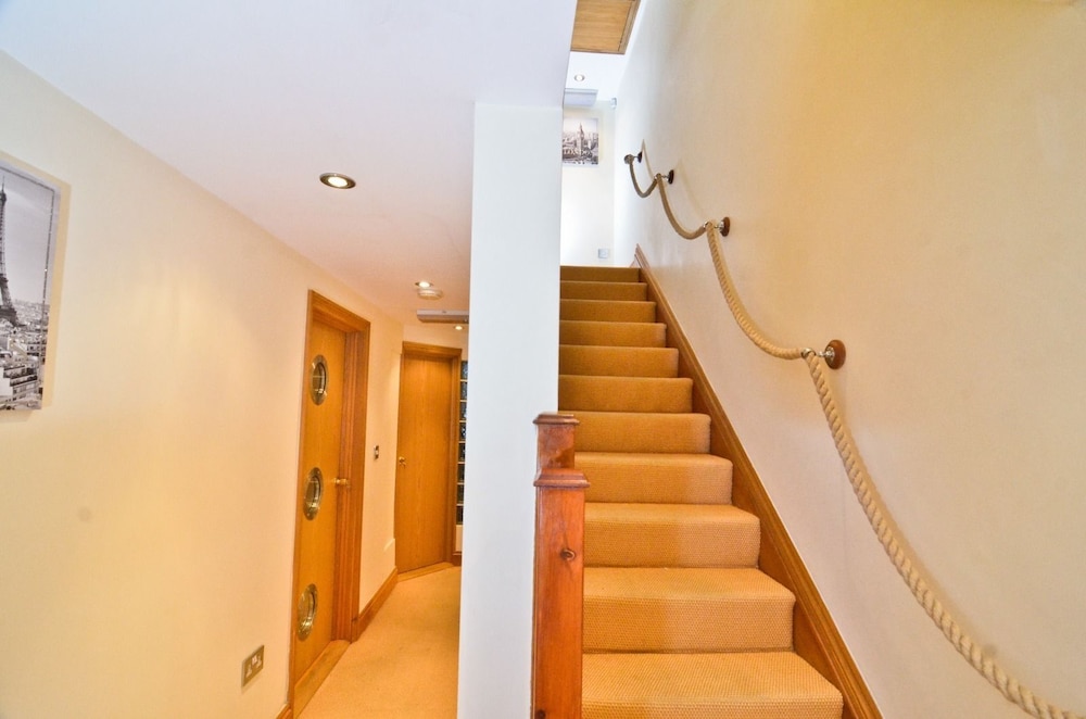 Thames view house