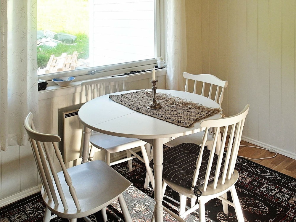 Holiday Home in Arnøyhamn view 5