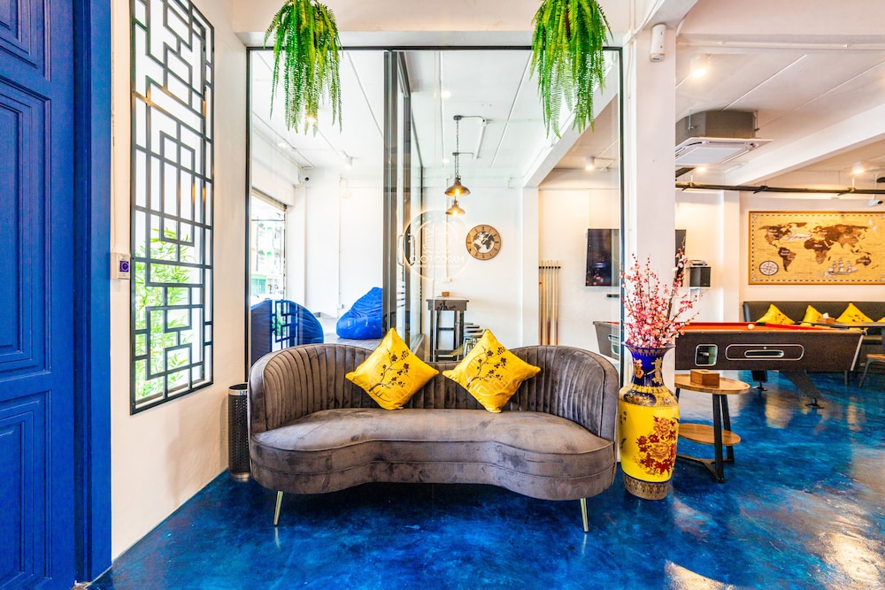 lounge