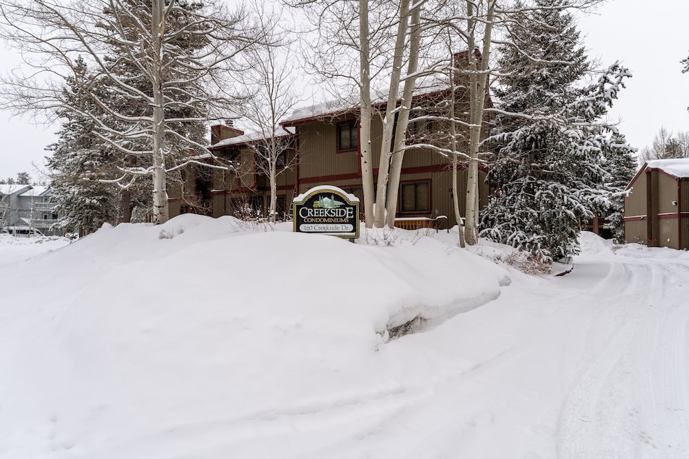 Creekside Condos #A7 by Summit County Mountain Retreats