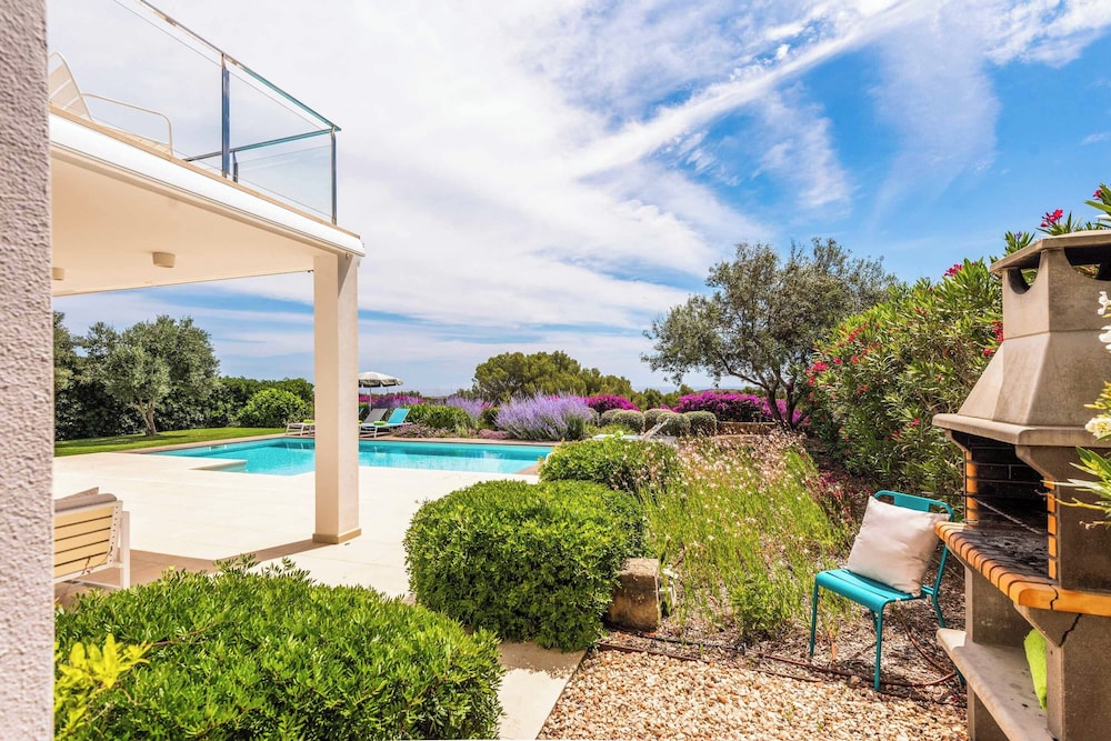 Villa Sarah