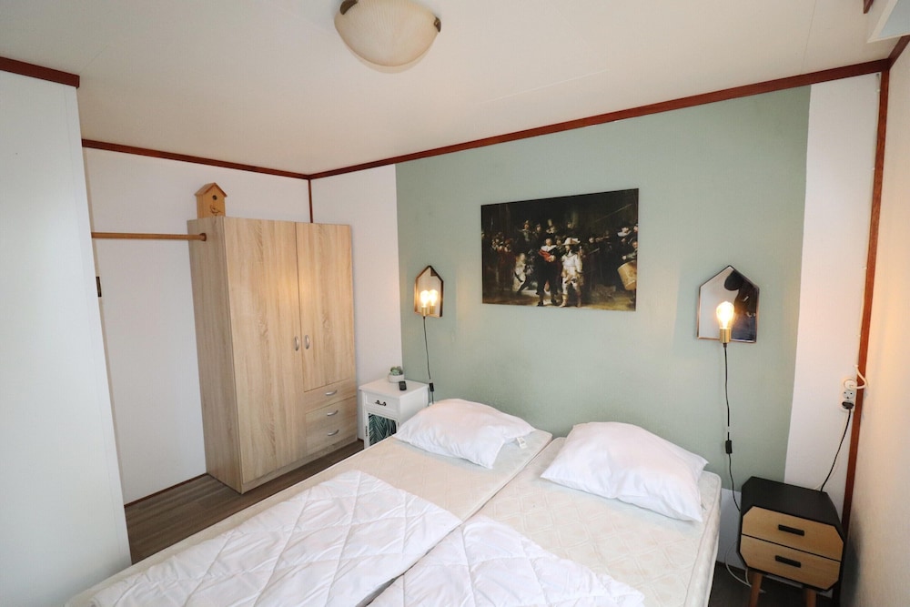 Chalet in Tzummarum Near Frisian Countryside