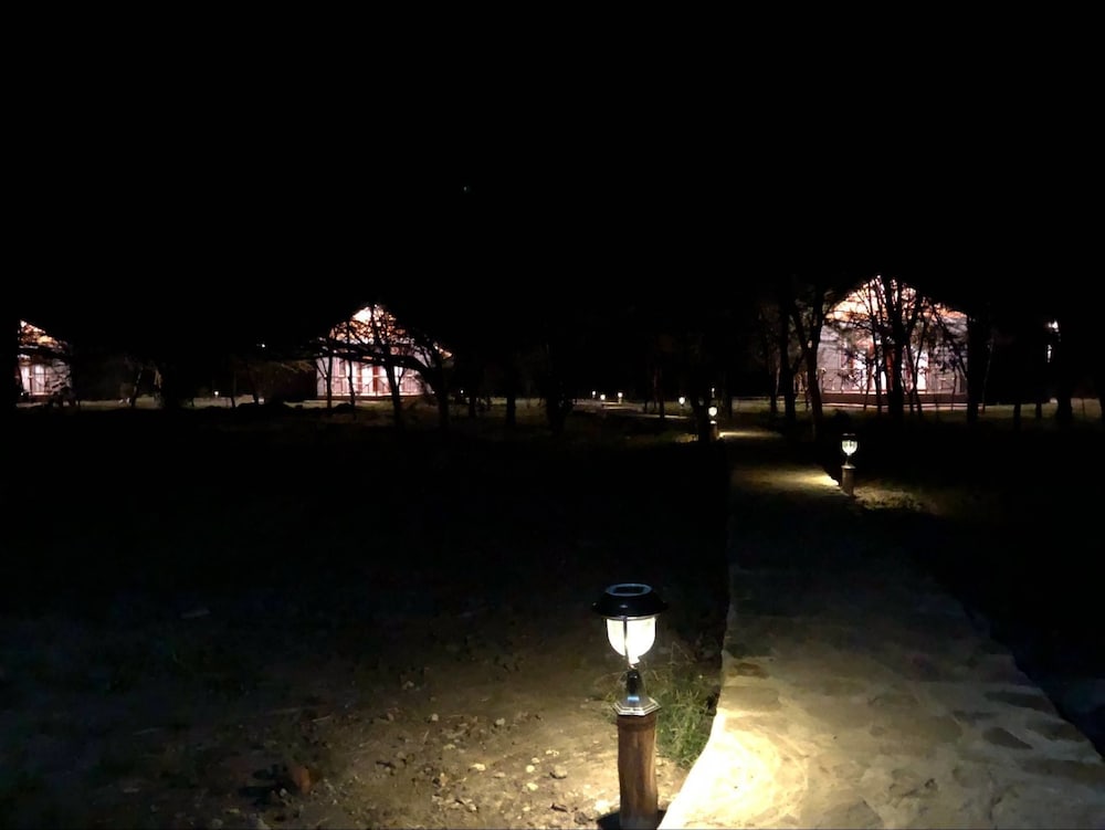 Mara Sweet Acacia Lodge