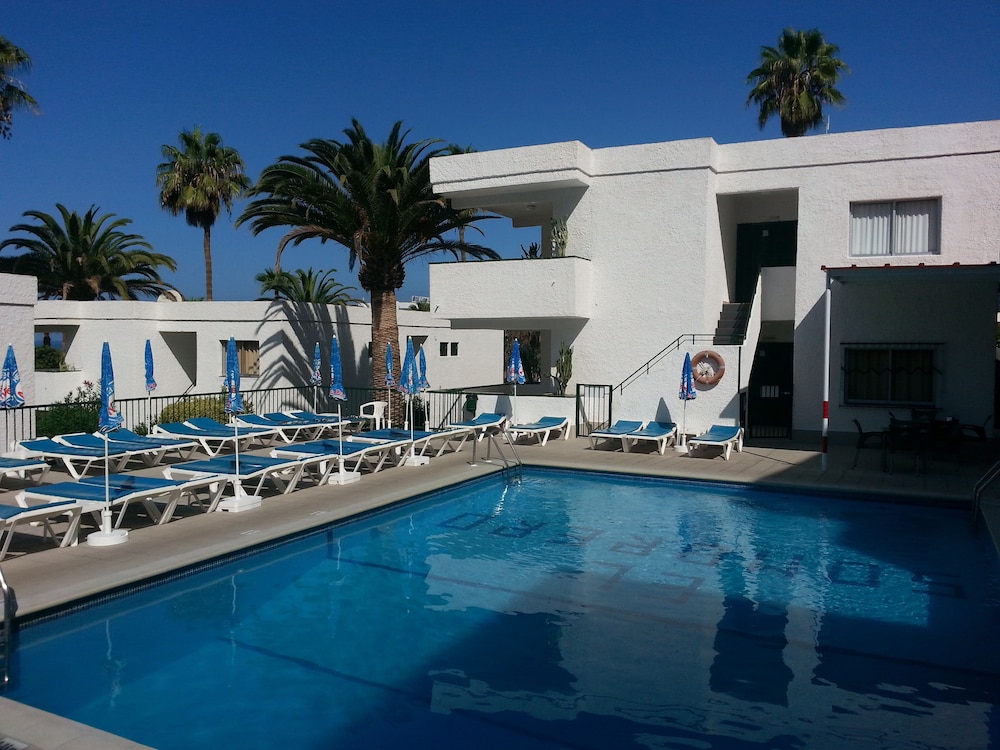 Hotel El Sombrero Apartments Los Gigantes - Image 1