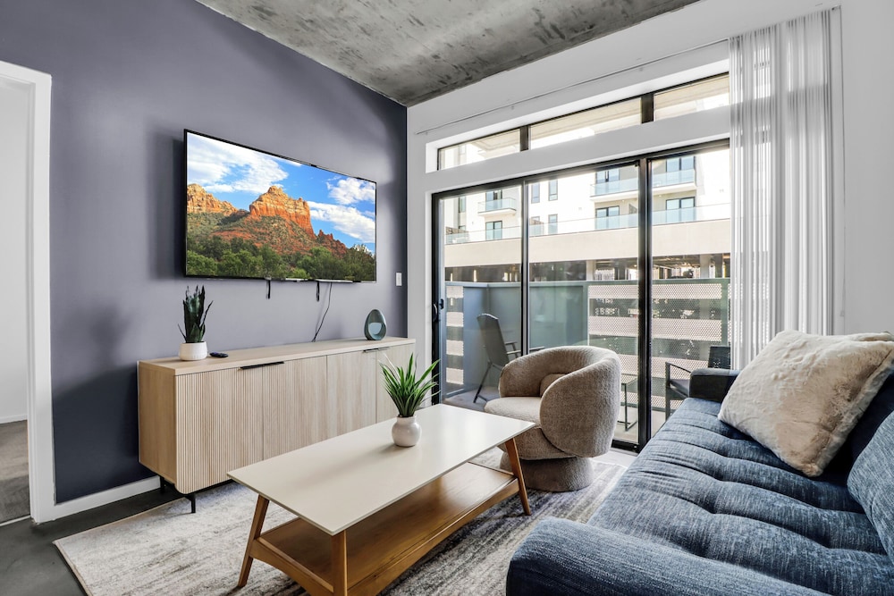 Phoenix Urban Luxury Escape