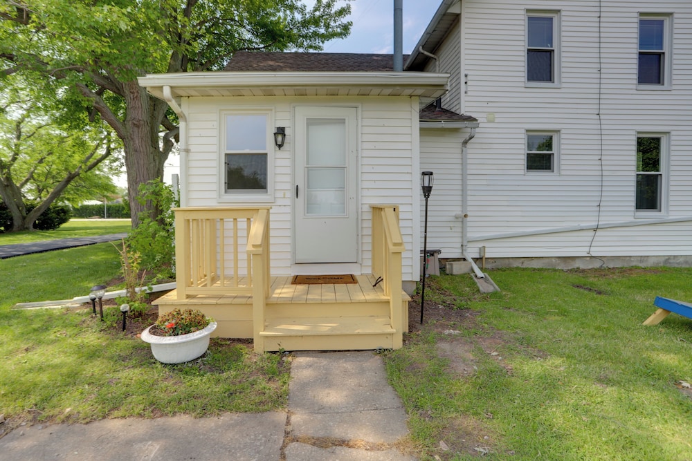 Welcoming Port Clinton Vacation Rental!