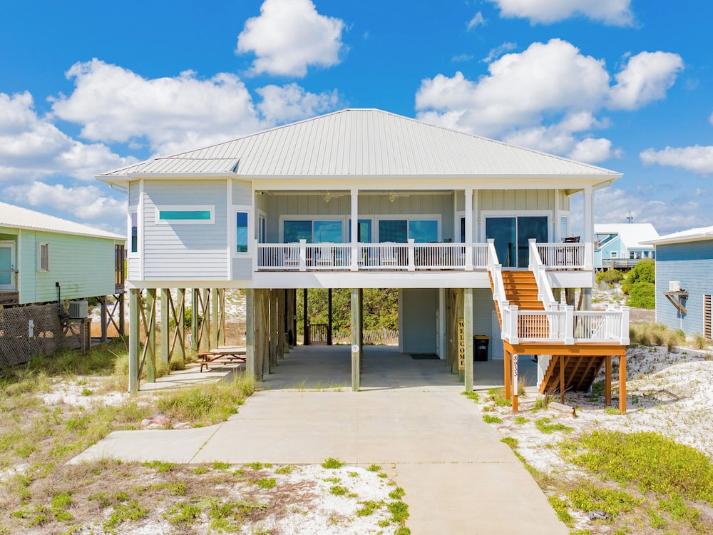 Barefeet Retreat by Southern Vacation Rentals