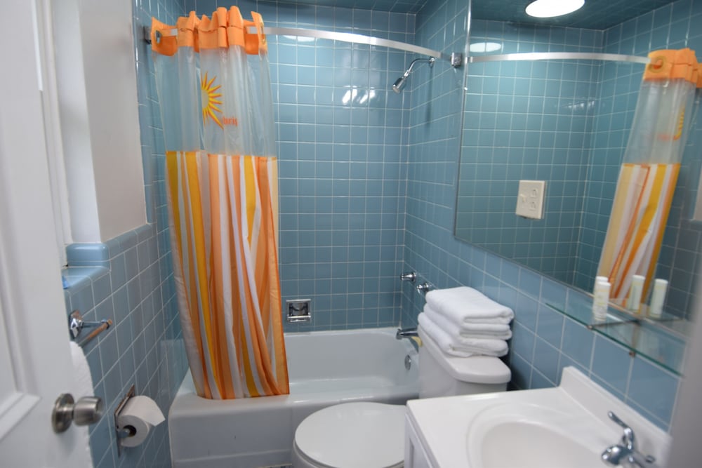 Village Haven Inn - Property Image 7