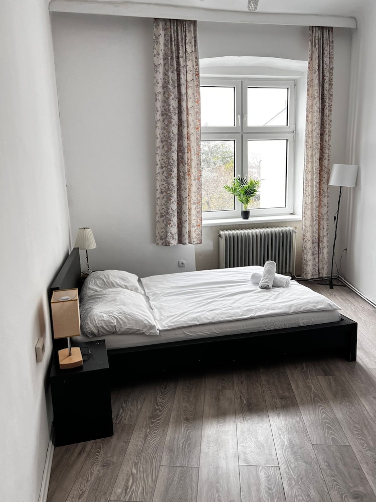 Cozy 2BR Apartment Near Meidling Station