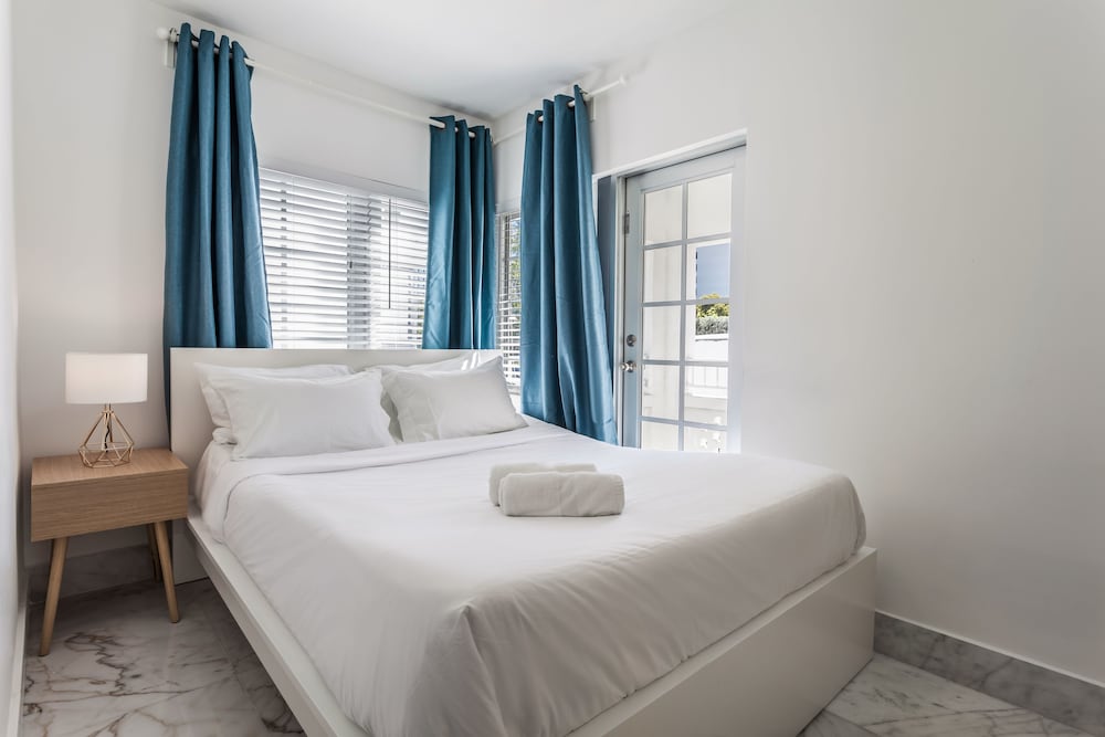 South Beach Suites on Alton