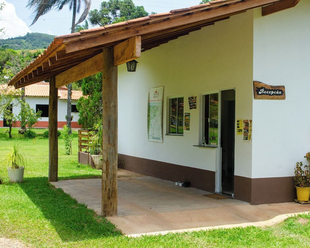Acalanto Inn