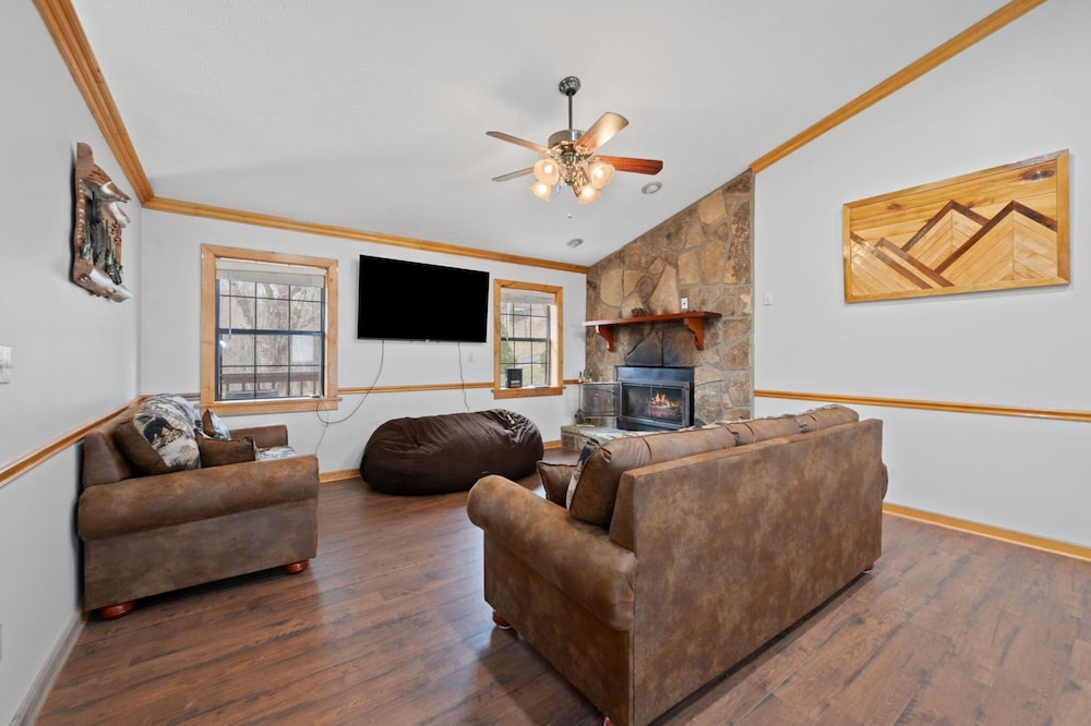Retreat In The Smokies 3 Bedroom Home