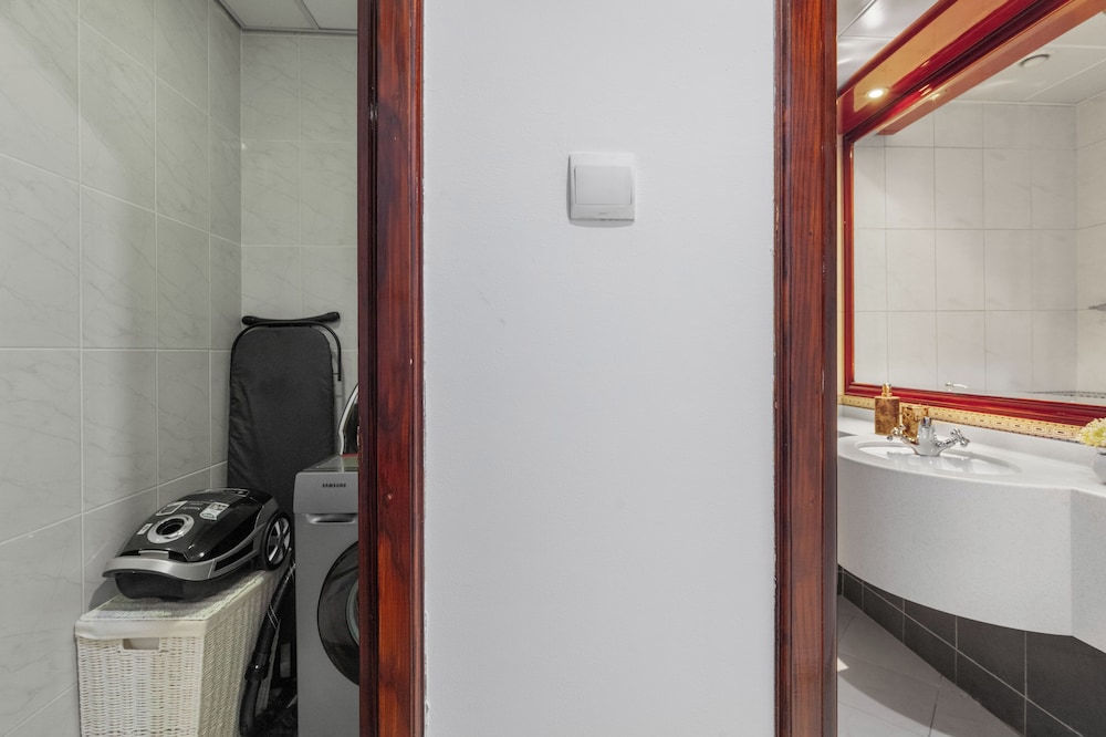 Opal Tower Residences by CEG Group