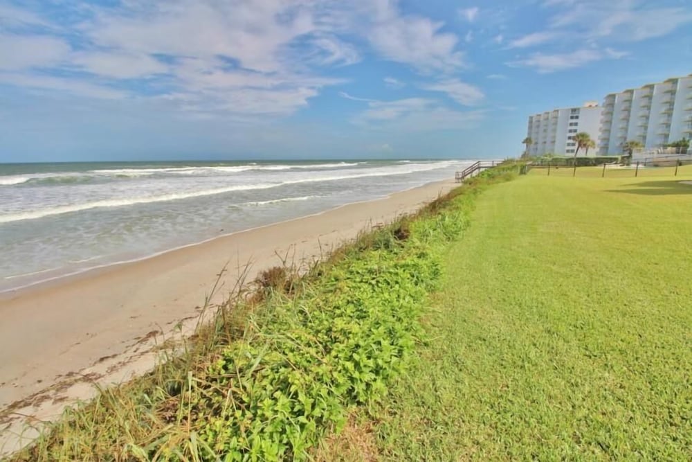 Sea Winds Condominiums C