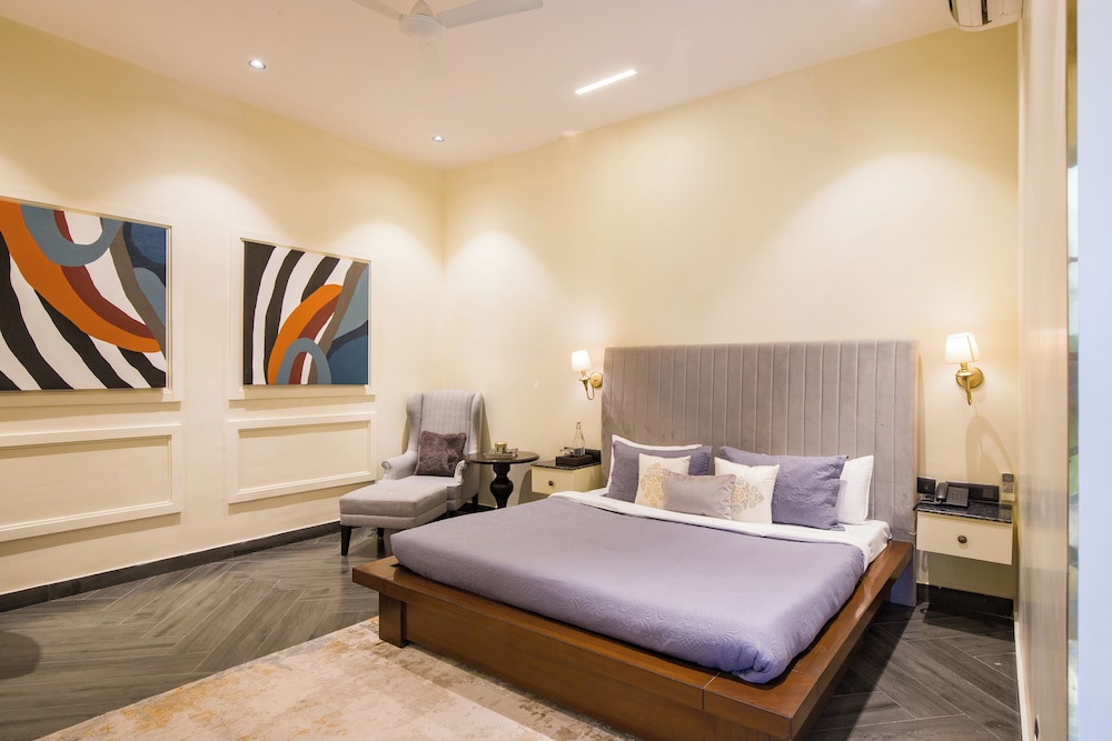 ELIVAAS Ibiza Luxe 4-BHK Farmhouse