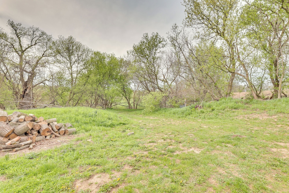 Wisconsin Farmhouse Stay: Utv, Boat, Snowmobile!