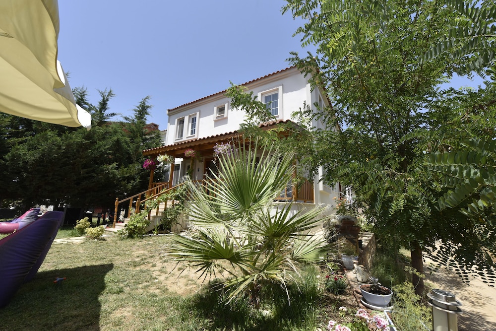 Le Mansion Otel - Image 8