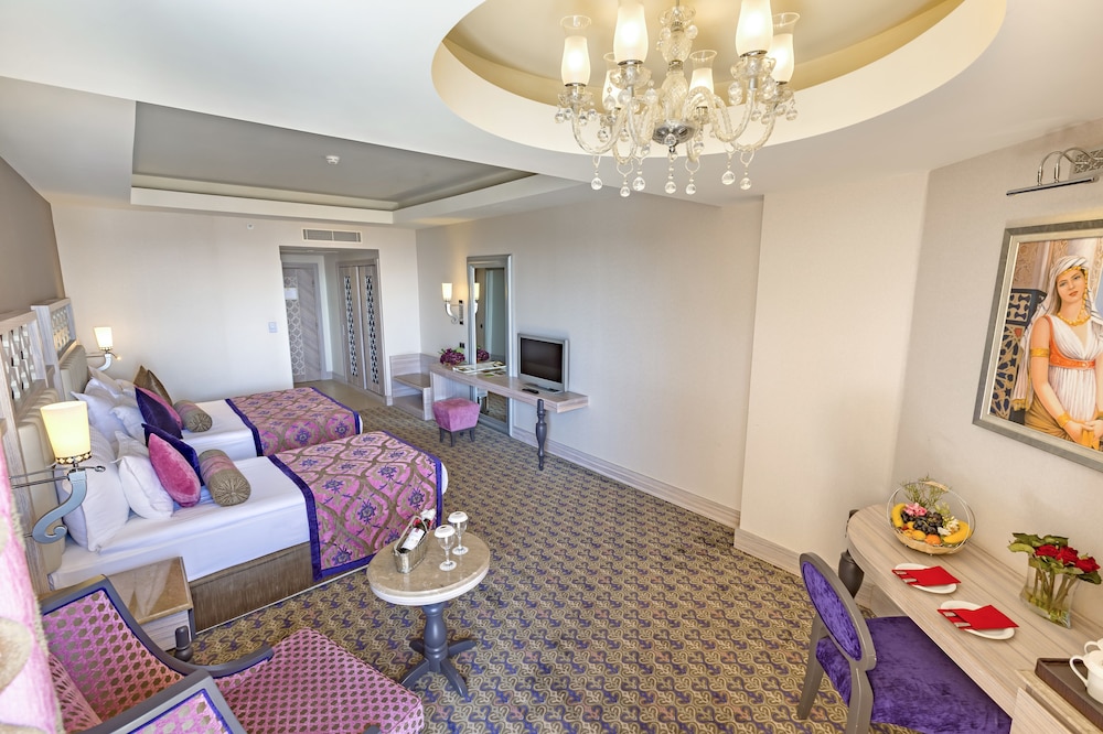 Royal Alhambra Palace – All Inclusive