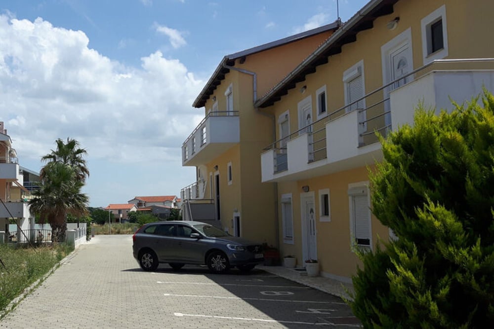 Apartment in Privlaka Near Sandy Beach