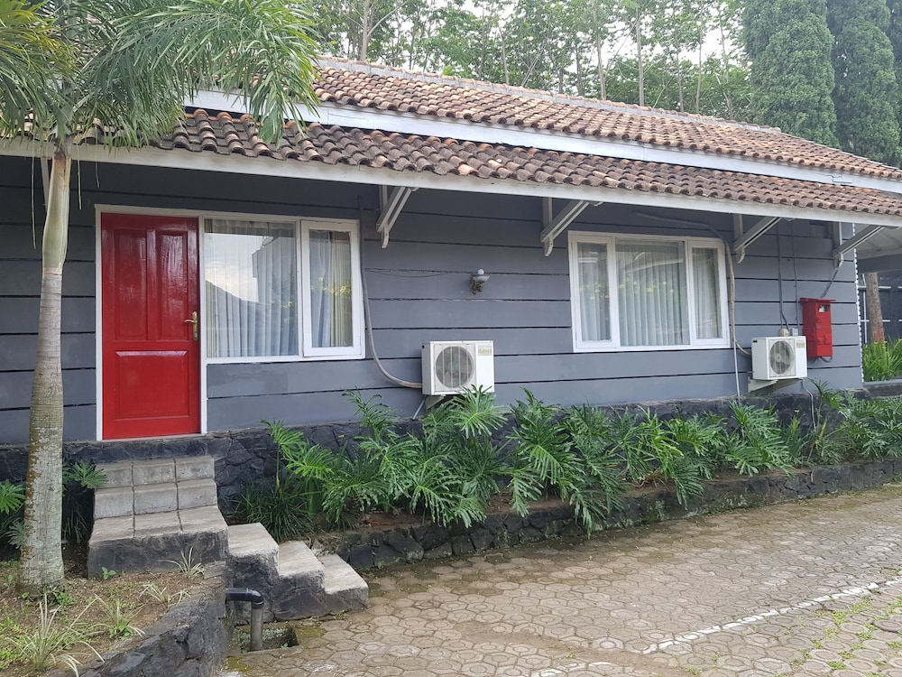 Hotel Alamanda Garut