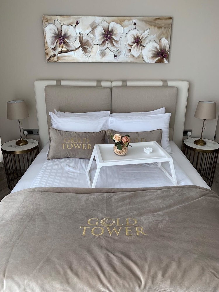 Carrington Gold Tower