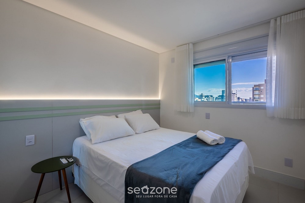 SHC - Condominium With Pool 50m From the Beach in Picarras